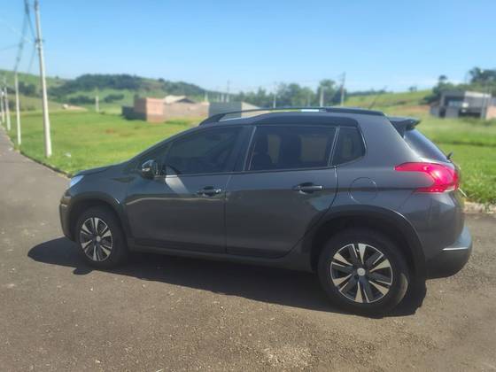 PEUGEOT 2008 1.6 16V FLEX ALLURE PACK 4P AUTOMÁTICO